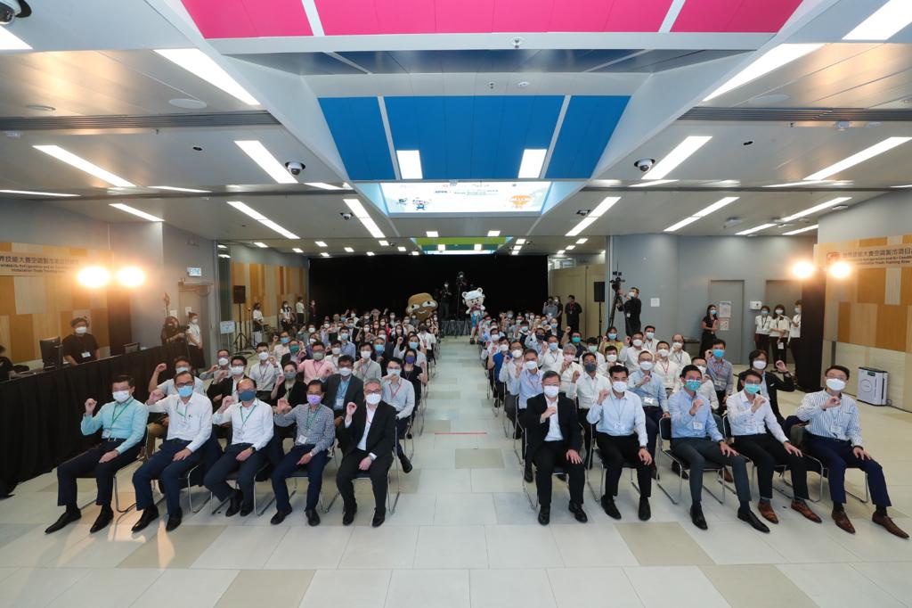 Group photo with all the guests presented at the launching ceremony